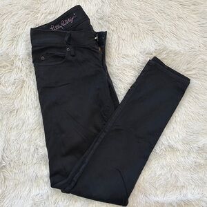 Lilly Pulitzer Black Slim Jeans with Subtle Logo Detail